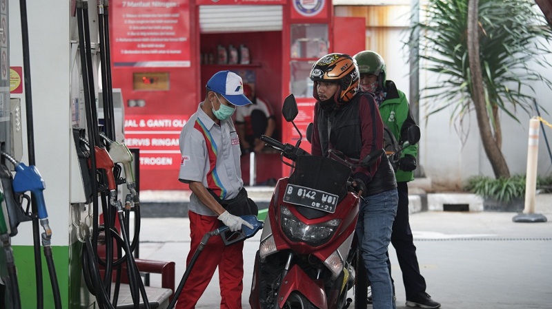 Antrean BBM Mengular di SPBU, Musim Kemarau Hambat Distribusi Bahan Bakar ke Sejumlah Wilayah